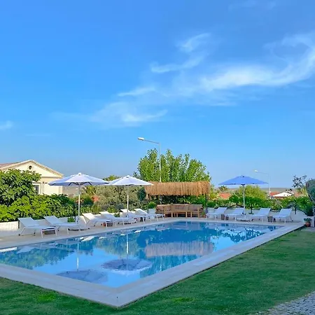 Balambaka Alacati Bed & Breakfast Cesme